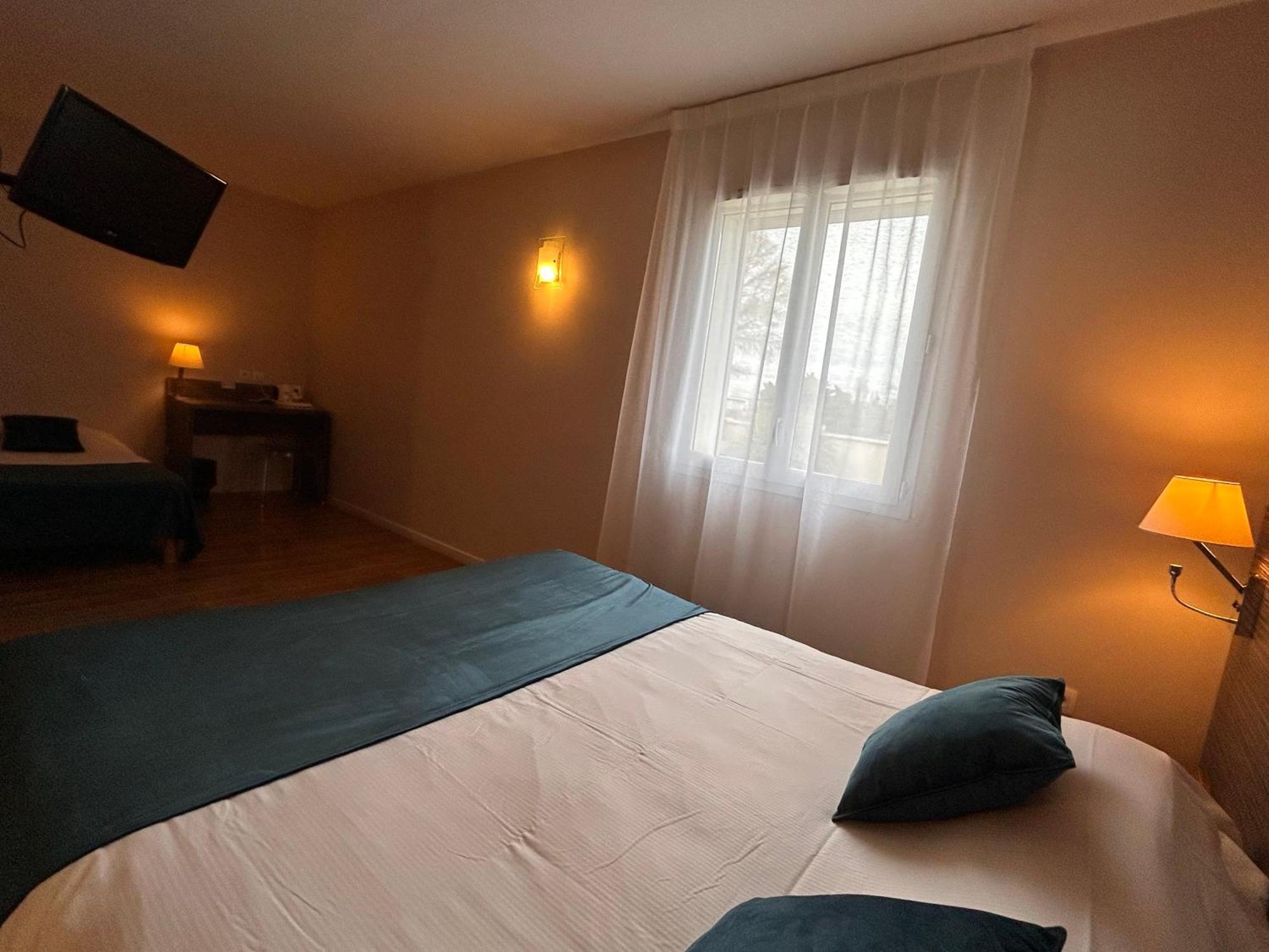 Hotel Caiman Pierrelatte Luaran gambar